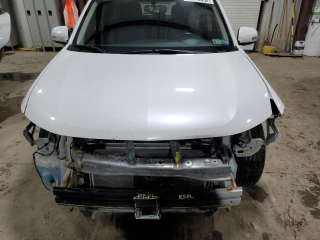 Photo 11 from auction – 2015 MITSUBISHI OUTLANDER with VIN JA4AZ3A35FZ013054