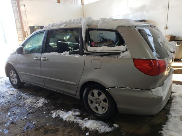 Photo 2 from auction – 2010 TOYOTA SIENNA CE with VIN 5TDKK4CC7AS328577