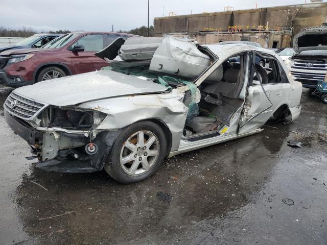 TOYOTA AVALON XL 2004 with VIN 4T1BF28B44U389227 - Photo from auction