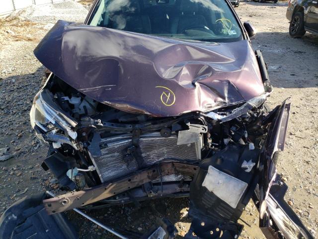 Photo 11 from auction – 2017 TOYOTA RAV4 LIMIT with VIN 2T3DFREV4HW681487