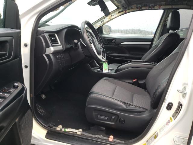 Photo 7 from auction – 2017 TOYOTA HIGHLANDER with VIN 5TDBZRFH3HS402197