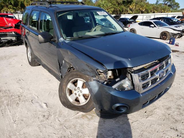 Photo 4 from auction – 2010 FORD ESCAPE XLS with VIN 1FMCU0C74AKC30569
