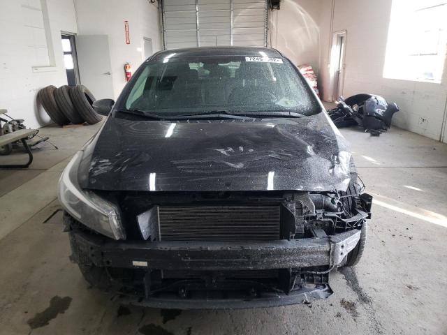 Photo 5 from auction – 2017 KIA FORTE LX with VIN KNAFK5A82H5693977