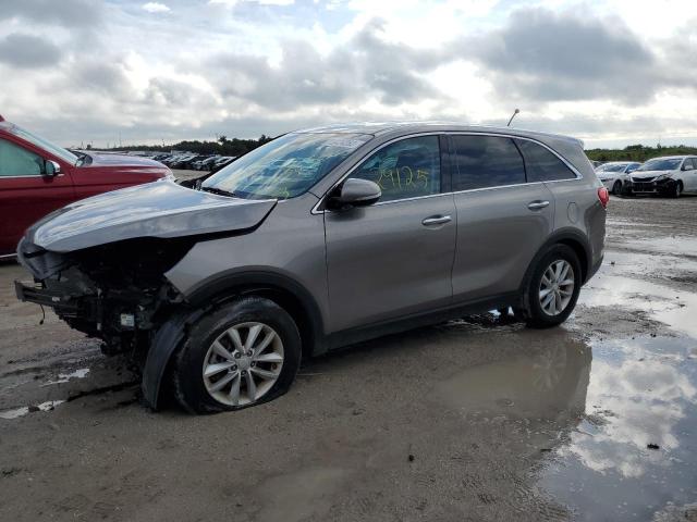 KIA SORENTO LX 2017 with VIN 5XYPG4A38HG226979 - Photo from auction