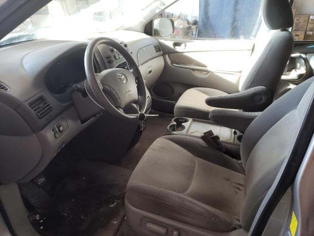 Photo 7 from auction – 2010 TOYOTA SIENNA CE with VIN 5TDKK4CC7AS328577