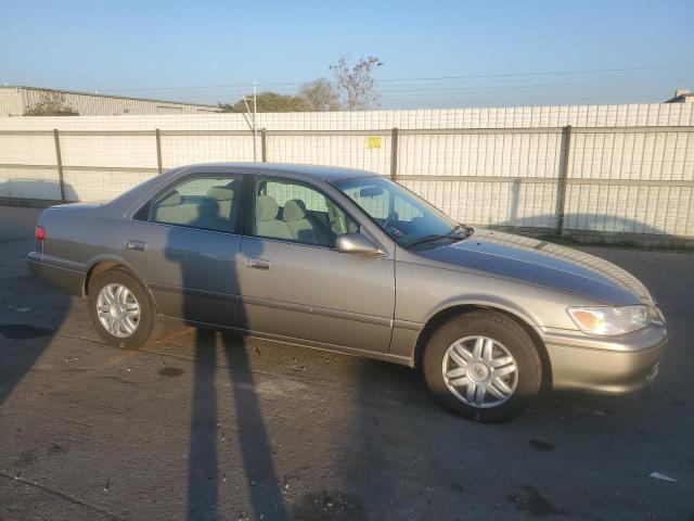 Photo 4 from auction – 2001 TOYOTA CAMRY CE with VIN JT2BF22K910337083