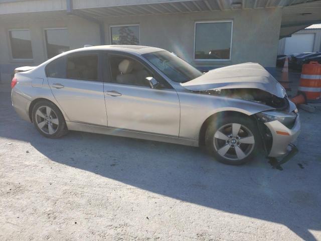Photo 4 from auction – 2014 BMW 320 I XDRI with VIN WBA3C3G54ENS67656