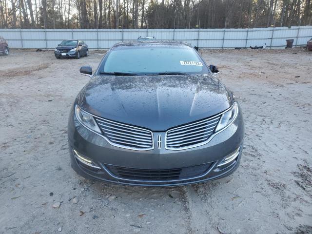 Photo 5 from auction – 2016 LINCOLN MKZ with VIN 3LN6L2G90GR616904