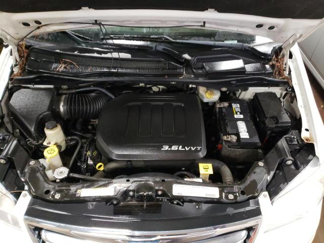 Photo 12 from auction – 2012 CHRYSLER TOWN & COU with VIN 2C4RC1CG9CR369219