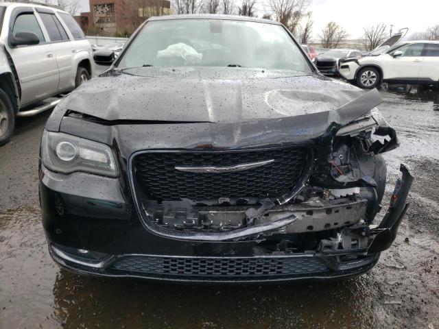 Photo 5 from auction – 2016 CHRYSLER 300 S with VIN 2C3CCAGGXGH209138