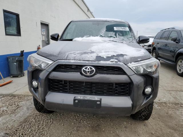 Photo 5 from auction – 2017 TOYOTA 4RUNNER SR with VIN JTEBU5JR1H5411960