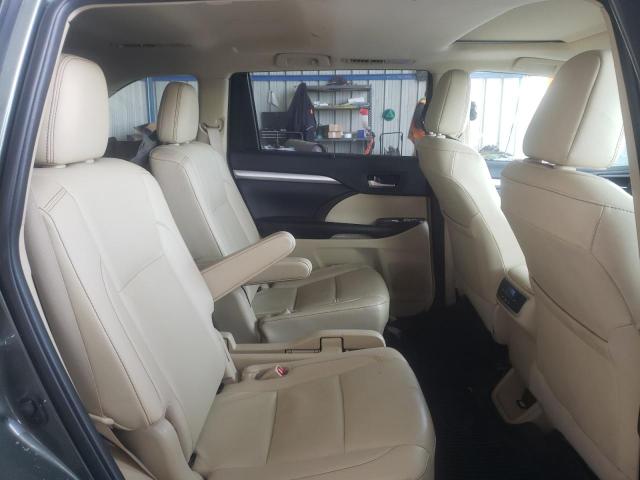 Photo 10 from auction – 2019 TOYOTA HIGHLANDER with VIN 5TDJZRFHXKS717422