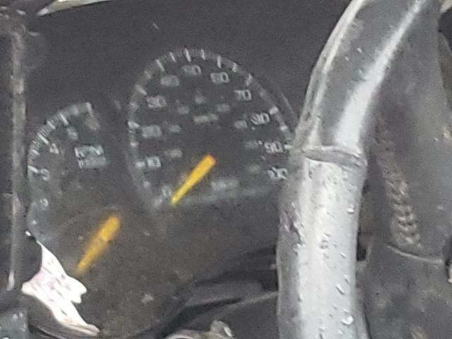 Photo 9 from auction – 2000 CHEVROLET SILVERADO with VIN 1GCEK14T1YE172885