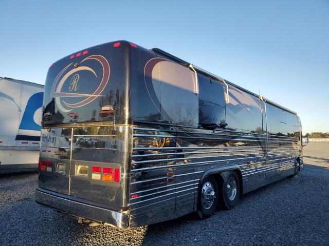 Photo 4 from auction – 2000 PREVOST BUS with VIN 2PCW33496Y1027067
