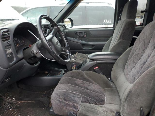 Photo 7 from auction – 2002 GMC SONOMA with VIN 1GTCT19W128176948