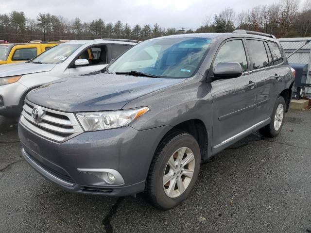 TOYOTA HIGHLANDER 2011 with VIN 5TDBK3EH1BS056886 - Photo from auction