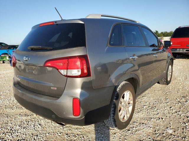 Photo 3 from auction – 2015 KIA SORENTO LX with VIN 5XYKTCA60FG565369