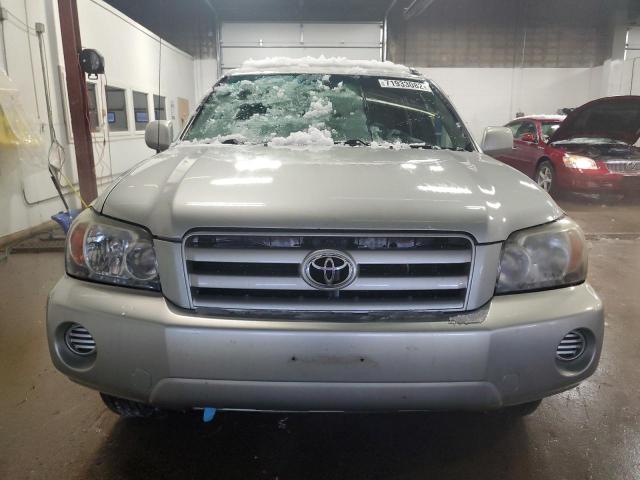 Foto 5 de la subasta – 2004 TOYOTA HIGHLANDER con VIN JTEEP21A540042461