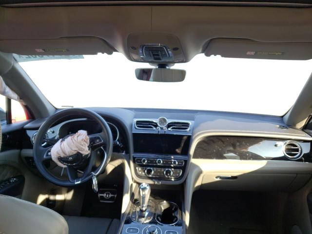 Photo 8 from auction – 2021 BENTLEY BENTAYGA with VIN SJAAM2ZV2MC036300