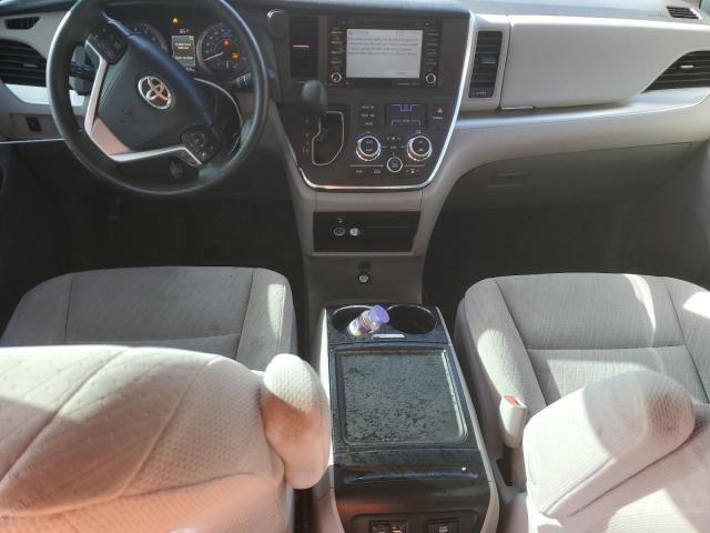 Photo 8 from auction – 2018 TOYOTA SIENNA LE with VIN 5TDKZ3DC1JS955182