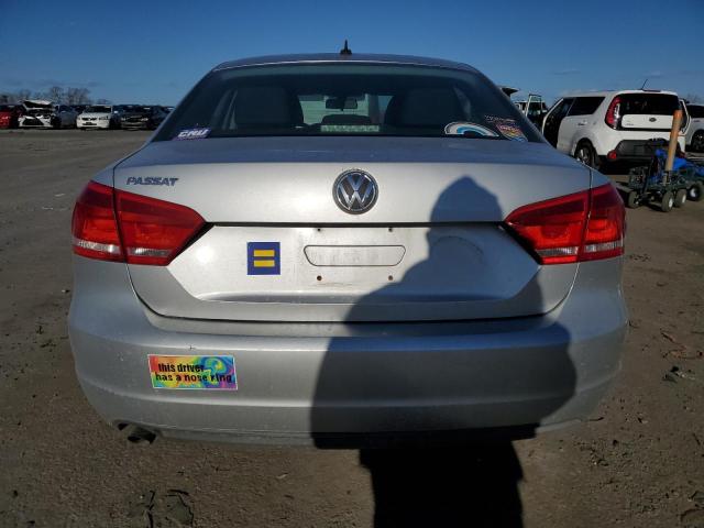 Photo 6 from auction – 2012 VOLKSWAGEN PASSAT S with VIN 1VWAP7A36CC037314