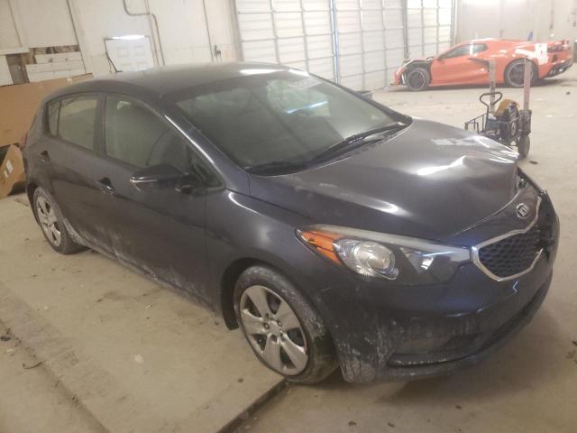 Photo 4 from auction – 2016 KIA FORTE LX with VIN KNAFK5A80G5571102