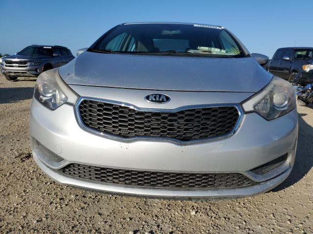 Photo 5 from auction – 2015 KIA FORTE LX with VIN KNAFK4A64F5409982