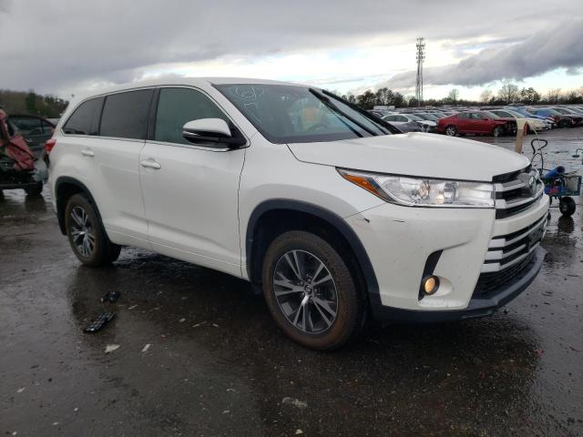 Photo 4 from auction – 2017 TOYOTA HIGHLANDER with VIN 5TDBZRFH3HS402197