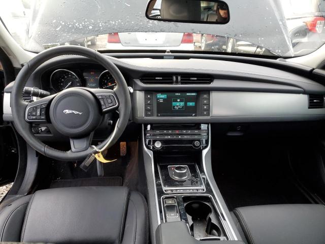 Photo 8 from auction – 2018 JAGUAR XF PREMIUM with VIN SAJBJ4FX8JCY56018