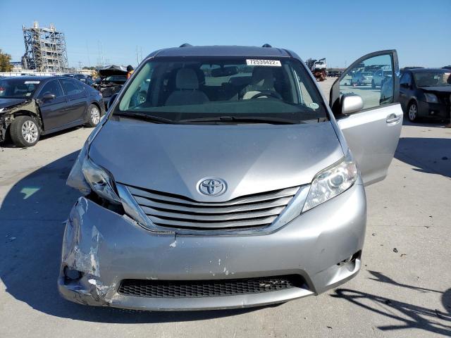 Photo 5 from auction – 2017 TOYOTA SIENNA LE with VIN 5TDKZ3DC6HS882689