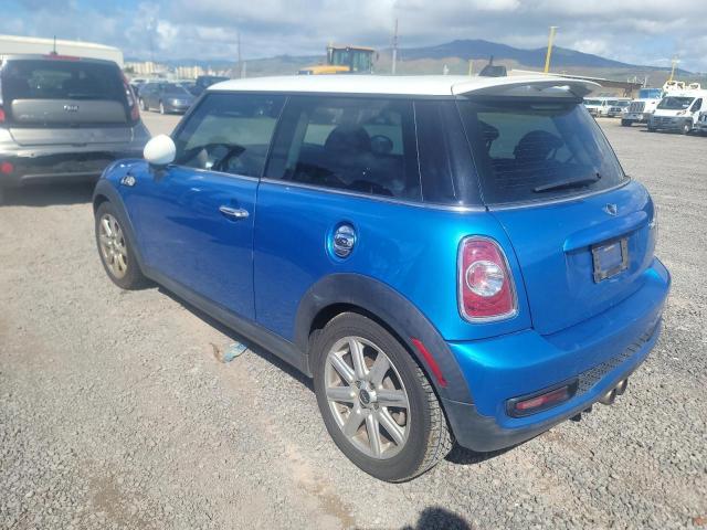 Photo 2 from auction – 2011 MINI COOPER S with VIN WMWSV3C54BTY10765