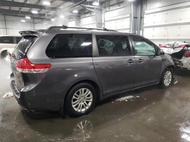 Photo 3 from auction – 2011 TOYOTA SIENNA XLE with VIN 5TDYK3DC0BS039352