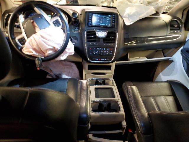 Photo 8 from auction – 2016 CHRYSLER TOWN & COU with VIN 2C4RC1BG9GR269631