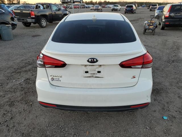 Photo 6 from auction – 2018 KIA FORTE LX with VIN 3KPFL4A75JE227827