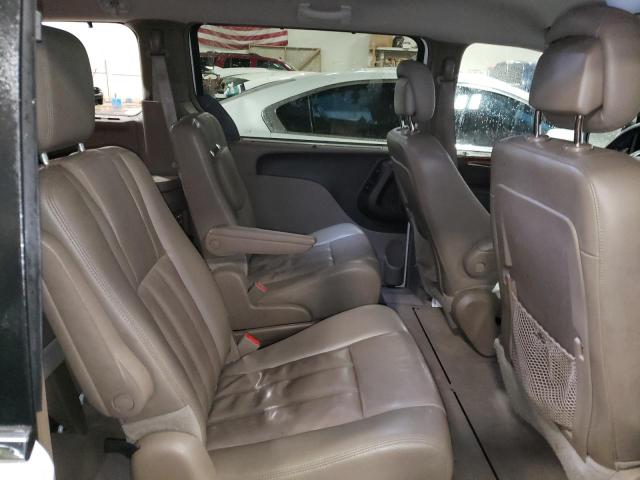 Photo 11 from auction – 2012 CHRYSLER TOWN & COU with VIN 2C4RC1CG9CR369219