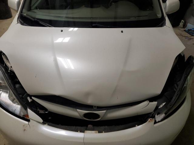 Photo 12 from auction – 2010 TOYOTA SIENNA XLE with VIN 5TDYK4CC2AS293263
