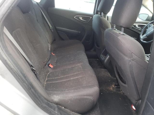 Photo 10 from auction – 2015 CHRYSLER 200 LIMITE with VIN 1C3CCCAB1FN657069