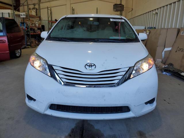 Photo 5 from auction – 2017 TOYOTA SEINNA with VIN 5TDKZ3DC3HS784431