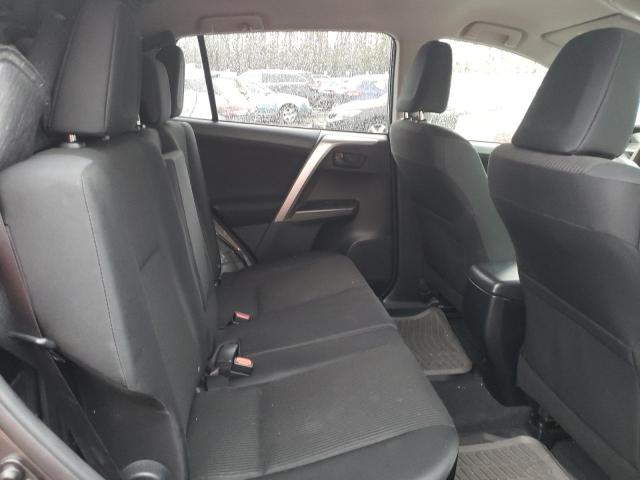 Photo 11 from auction – 2016 TOYOTA RAV4 LE with VIN JTMBFREV1GJ090425