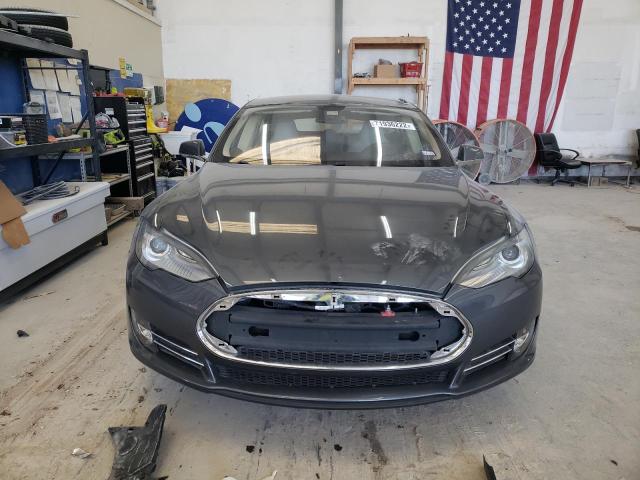 Photo 5 from auction – 2013 TESLA MODEL S with VIN 5YJSA1DG6DFP05072