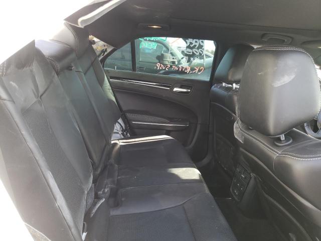 Photo 10 from auction – 2018 CHRYSLER 300 S with VIN 2C3CCABG1JH117639