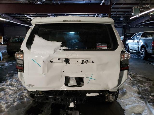 Photo 6 from auction – 2019 TOYOTA 4RUNNER SR with VIN JTEBU5JR8K5716735