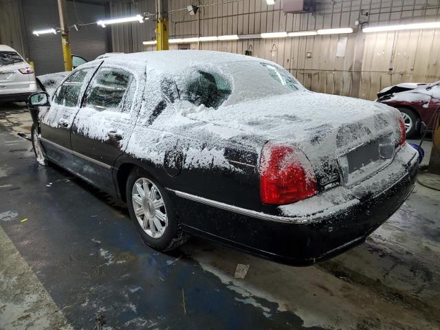 Photo 2 from auction – 2011 LINCOLN TOWN CAR S with VIN 2LNBL8CV6BX755241