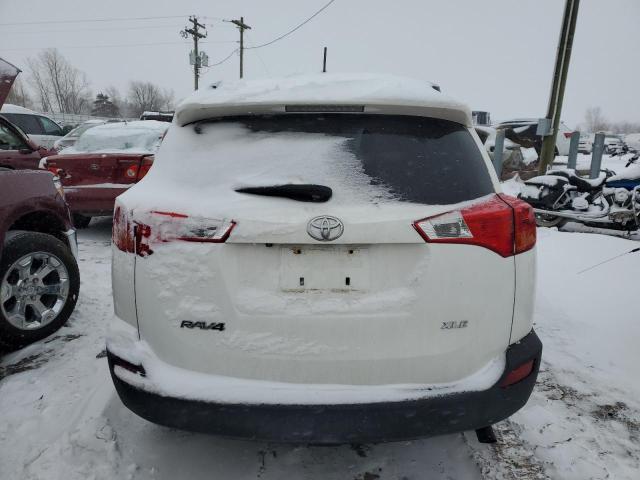 Photo 6 from auction – 2015 TOYOTA RAV4 XLE with VIN JTMWFREV9FJ046916