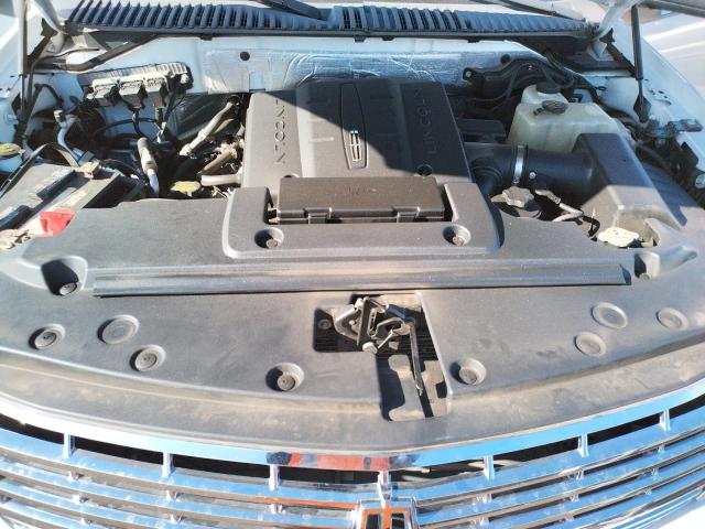 Photo 12 from auction – 2013 LINCOLN NAVIGATOR with VIN 5LMJJ3J50DEL04153