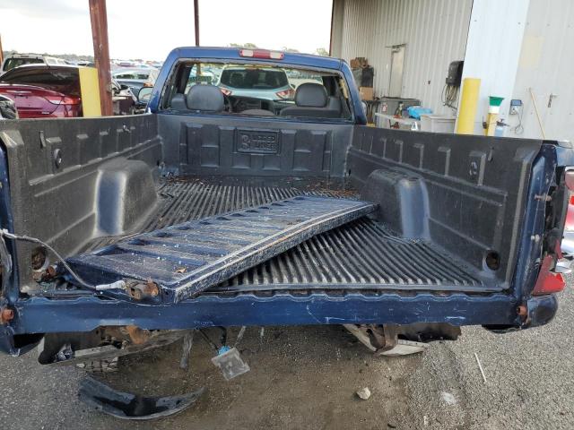 Photo 10 from auction – 2000 CHEVROLET SILVERADO with VIN 1GCEC14W1YE115285