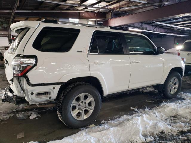 Photo 3 from auction – 2019 TOYOTA 4RUNNER SR with VIN JTEBU5JR8K5716735
