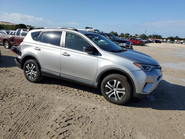 Photo 4 from auction – 2018 TOYOTA RAV4 LE with VIN JTMZFREV3JJ201000