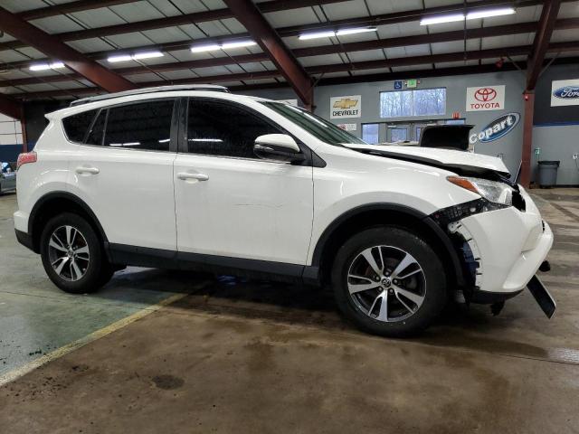 Photo 4 from auction – 2017 TOYOTA RAV4 XLE with VIN JTMRFREV2HJ144699