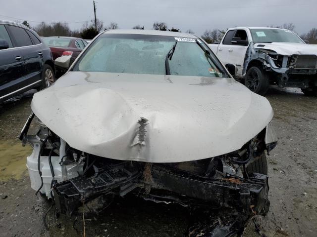 Photo 5 from auction – 2017 TOYOTA CAMRY LE with VIN 4T1BF1FK3HU647143